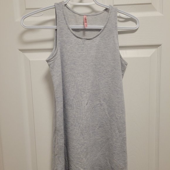 Tanktop - Picture 1 of 3